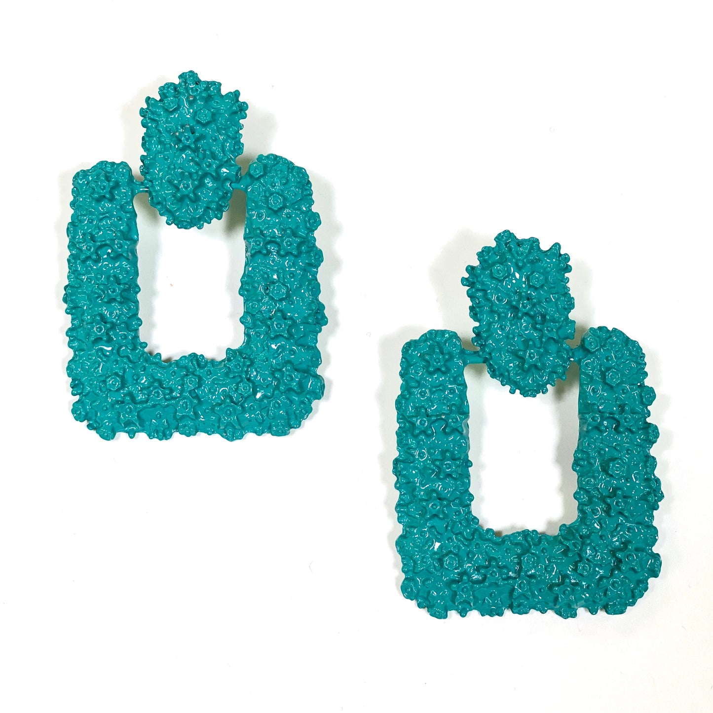 Metal Colored Earrings (1.5 x 2.5 inches)